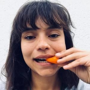 Meet your Posher, Briana